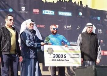 خالد عرهان الهاجري يشارك في تنظيم الماراثون السنوي لرياضه الجري