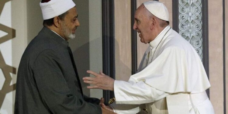 “التاريخ السري لصداقة البابا فرنسيس والإمام الأكبر”.