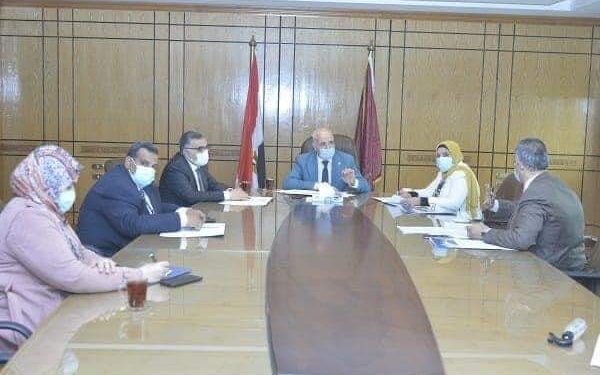 جامعة الفيوم تحقق المركز التاسع بين 25 جامعة مصرية في برنامج محو الأمية.