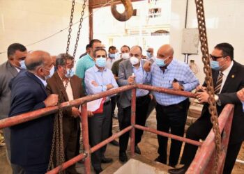 وضع جدول زمني لإنهاء مشروعات الصرف الصحي المتعثرة بالمحلة منذ ١٠ سنوات قبل نهاية ديسمبر.