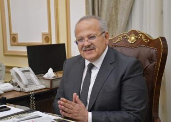 د. الخشت : استكمال جميع المرافق والتشطيبات لمشروع إسكان جامعة القاهرة بمدينة 6 أكتوبر.