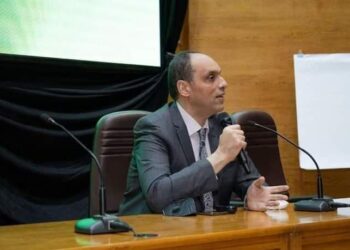 عميد تجارة طنطا يشارك فى اليوم الثالث لدورة إعداد القادة الأكاديميين للجامعة