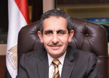 توقيع عقود اتفاق لتوسعة مدخل المحلة وإنشاء كوبري مشاة كهربائي بالشون