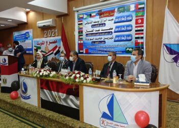 بالصور .. فعاليات حفل تكريم الطلاب الوافدين بتجارة جامعة كفر الشيخ بمناسبة تخرجهم