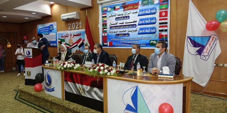 بالصور .. فعاليات حفل تكريم الطلاب الوافدين بتجارة جامعة كفر الشيخ بمناسبة تخرجهم