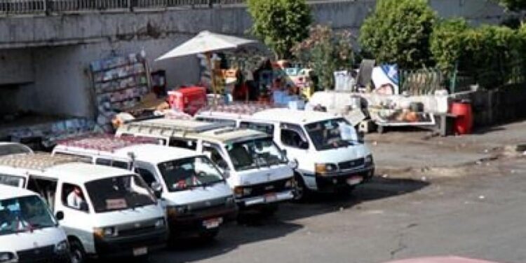 إيقاف مدير إدارة مواقف سيارات الأجرة عن العمل بمركز البلينا محافظة سوهاج وتحويله للأموال العامة