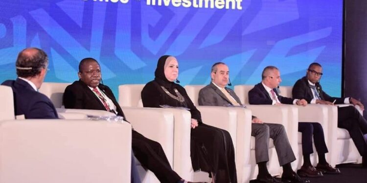 وزيرة التجارة