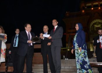 فوز الدكتور