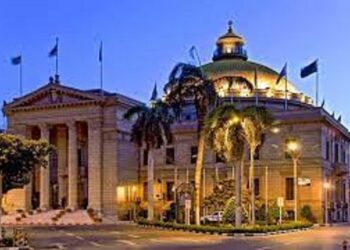 جامعة القاهرة تبرم