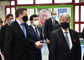 تطوير صالات