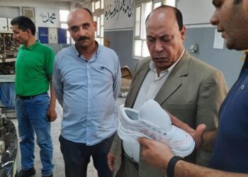 حملة تموينية مكبره لضبط مصنع أحذية يقوم بتقليد العلامات التجارية بحى تان طنطا