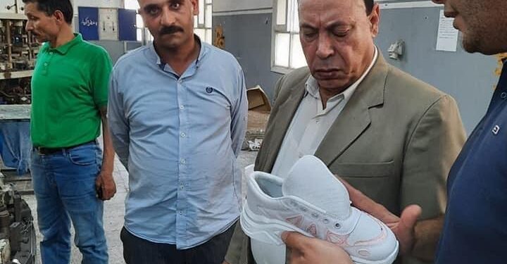 حملة تموينية مكبره لضبط مصنع أحذية يقوم بتقليد العلامات التجارية بحى تان طنطا