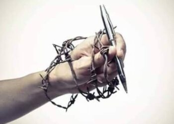 حرية القلم فى التعبير عن الرأى والفكر .