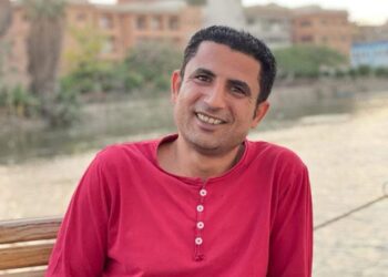 “محلاها عيشة الفلاح”.