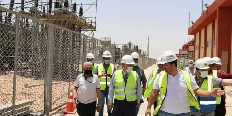منيع وطاهر: يتفقدون مشروع تنفيذ محطة محولات كهرباء بقدرة 525 ميجا فولت لتغذية الصناعية الثامنه.
