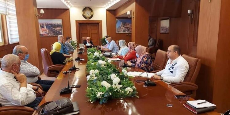 الغضبان : يتابع سير العمل فى تطوير ورفع كفاءة منطقة فاطمة الزهراء بالضواحى.