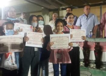 “رئيس مدينةالقصير” وتكريم الفائزين بالمراكز الأولى بمسابقات الأنشطة   