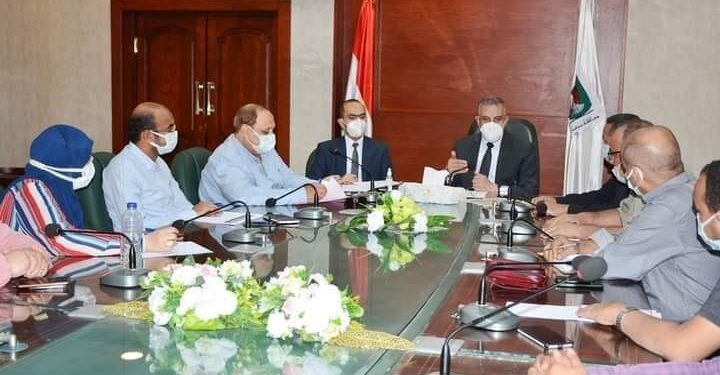 الفقي يجتمع بوحده "حياة كريمة " بسوهاج ويشدد علي المتابعة المستمرة