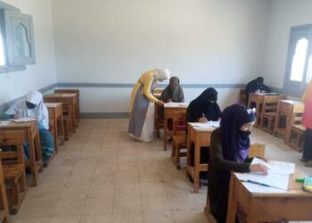 الصعيدي تتفقد لجان امتحانات ثانوية البعوث الأزهرية