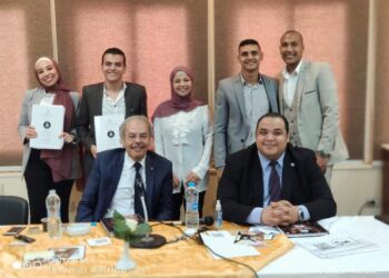 كلية السياحة والفنادق بجامعة حلوان تناقش مشاريع تخرج قسم الإدارة الفندقية.