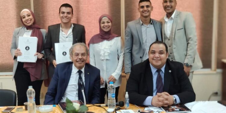 كلية السياحة والفنادق بجامعة حلوان تناقش مشاريع تخرج قسم الإدارة الفندقية.