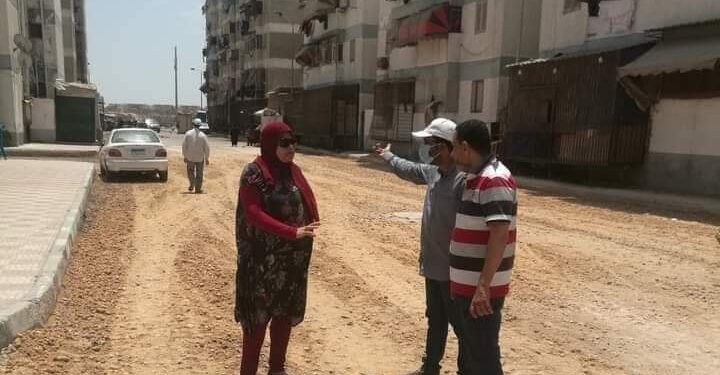 الغضبان : تواصل خطة أعمال رصف وتجميل الطرق الداخلية بمنطقة فاطمة الزهراء بالضواحى .