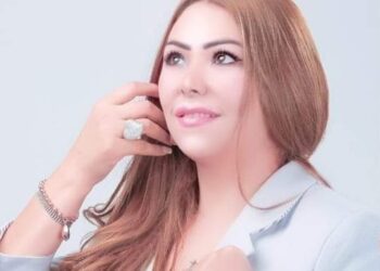 جذور الإعلامية رشا أبو العز على القنوات الفضائية قريبا