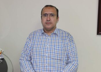 وليد الدالى يوضح كيفية تجنب عملية تسليك شرايين الساق