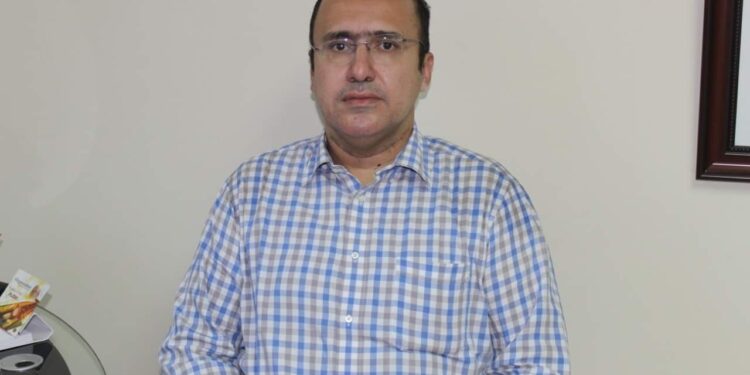 وليد الدالى يوضح كيفية تجنب عملية تسليك شرايين الساق