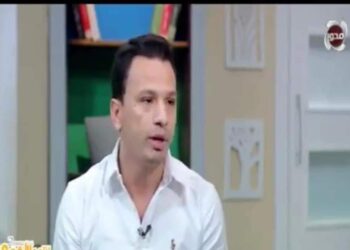 الإستايلست أحمد حسين عبد المنعم الشهير ب X مصمم أحدث قصات الشعر للمشاهير