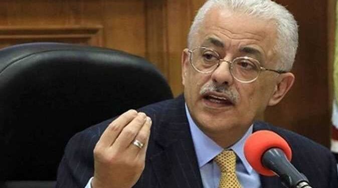 شاهد رد نبيل أبو الياسين : على المتربصين لإحباط وزير التعليم المصر ي!!