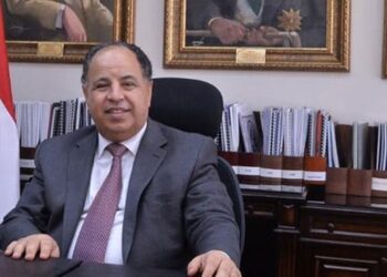 صرف مستحقات العاملين