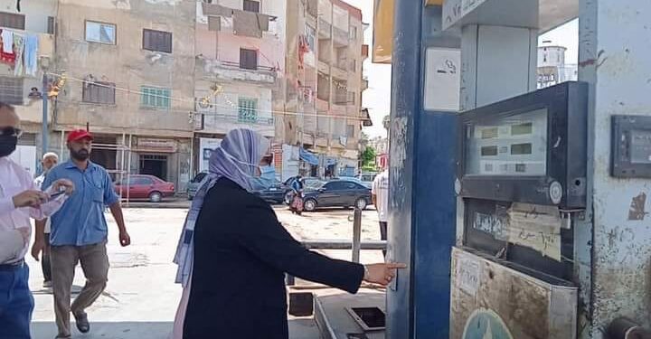 السكرتير العام المساعد لمحافظة كفر الشيخ تتابع مواقف السيارات ومحطات الوقود