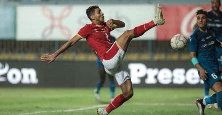 الأهلى يواصل مطاردة غريمة ويزحف نحو القمة بهدوء…