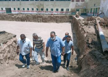 محافظ أسيوط : بدء العمل بمجمعات الخدمات بالقرى ضمن مبادرة تطوير الريف المصري.