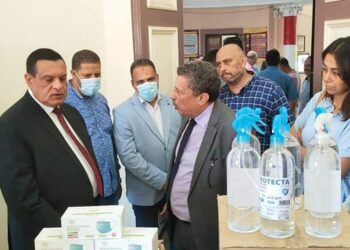 محافظ البحيرة يتفقد عدد من المدارس لمتابعة الإستعداد لإمتحانات الثانوية العامة.