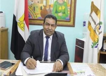 تعليم الوادي الجديد : طلاب الشعبة العلمية يؤدون إمتحان اللغة العربية بأول أيام ماراثون الثانوية العامة.