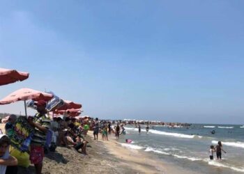 توافد أهالي كفر الشيخ على الحدائق والمنتزهات والرحلات النيلية في أول أيام عيد الأضحى