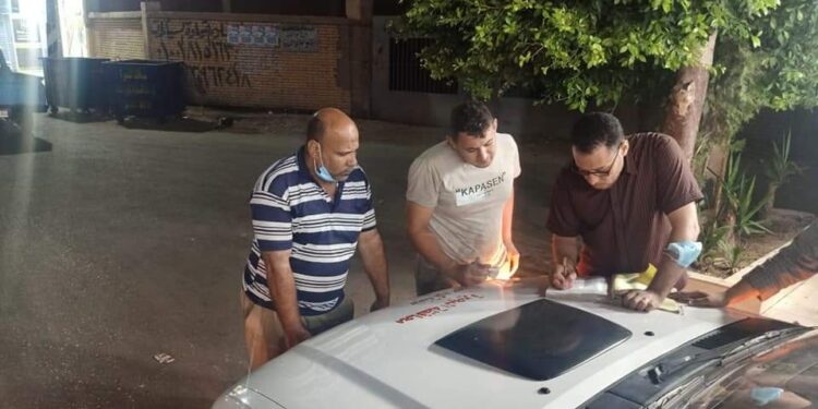 تحرير ٢٩ محضر لعدم إرتداء الكمامة ومصادرة ١٠ شيش بمركزي دمنهور وكوم حمادة.