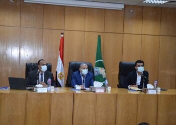 القاضي” يوجه رؤساء مركزي مغاغة وأبوقرقاص بتشكيل لجنه لاستلام موقعين لإنشاء مستشفى عامة