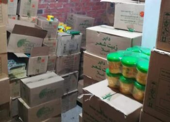 ضبط مخزن مستحضرات تجميل غير مرخص بطنطا أول