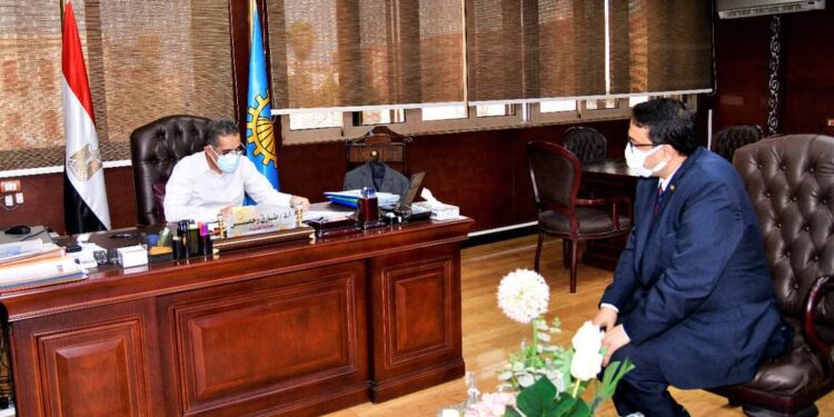 محافظ الغربية يتابع استعدادت مديرية التربية والتعليم لامتحانات الثانوية العامة