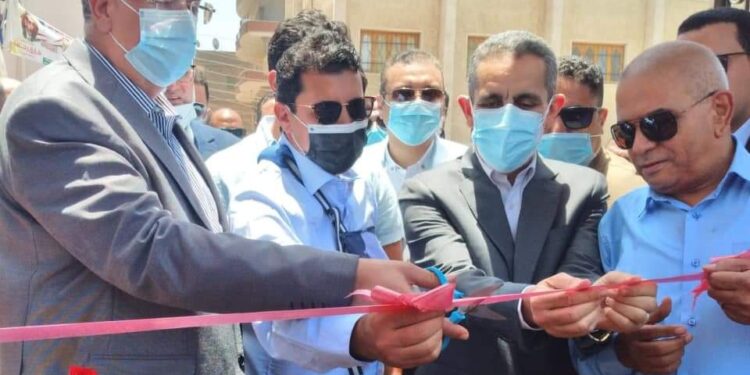 وزير الشباب والرياضة والزراعة ومحافظ الغربية يفتتحون ملعبين بمركز شباب بنا أبوصير بسمنود