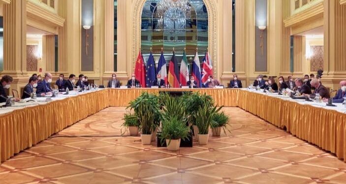 جوله سابعه من مفاوضات متوقعه وتنازلات امريكيه لصالح النظام الإيراني