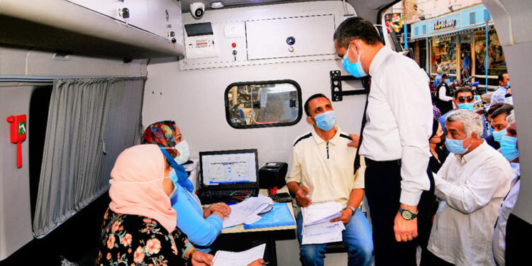 طارق رحمي: مركز تكنولوجي متنقل يجوب قرى ومدن المحافظة