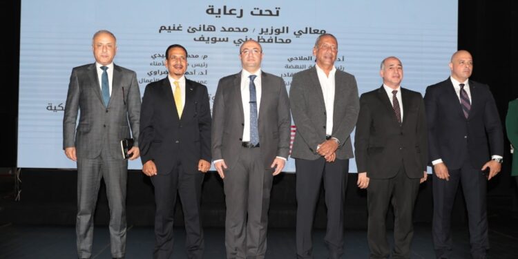 محافظ بني سويف يشهد مراسم توقيع مذكرة تفاهم بين جامعتي النهضة ونورث كنتاكي الأمريكية