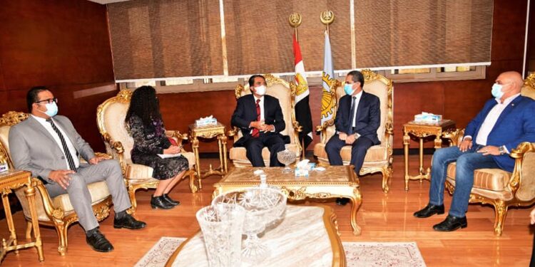 محافظ الغربية يستقبل سفير إندونيسيا بديوان عام المحافظة