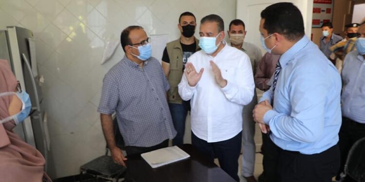 محافظ المنوفية يتفقد مستشفى منوف العام وأعمال تطوير حميات منوف الجديدة