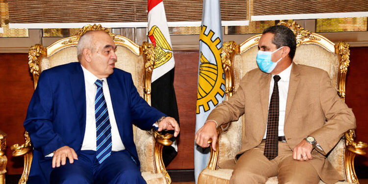 محافظ الغربية يستقبل رئيس هيئة قضايا الدولة