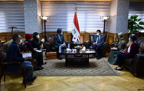 الدكتور اشرف صبحي